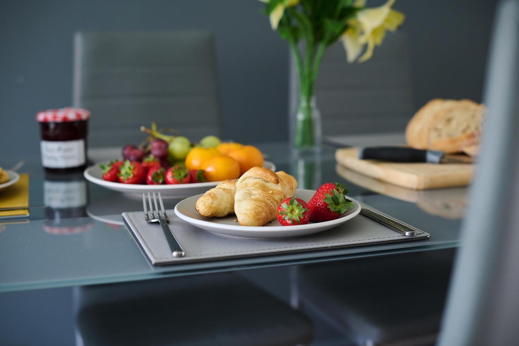 Nec Exhibitor Home, Stay Near Birmingham Airport Exteriör bild