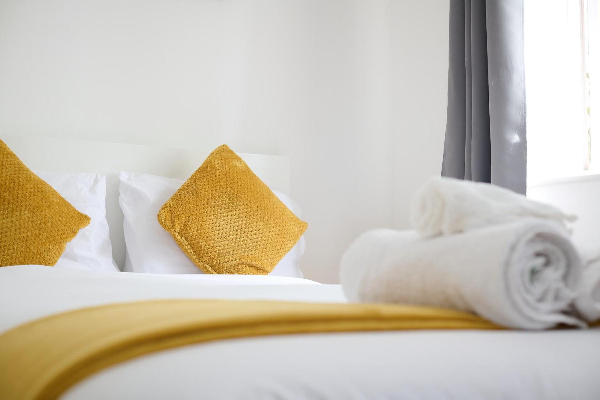 Nec Exhibitor Home, Stay Near Birmingham Airport Exteriör bild